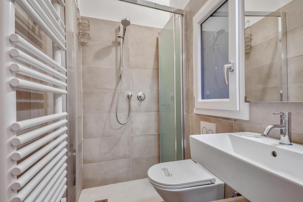 Porta Rossa Apartments Near Ponte Vecchio 피렌체 외부 사진