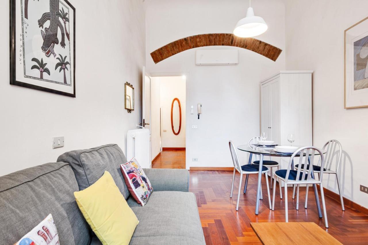 Porta Rossa Apartments Near Ponte Vecchio 피렌체 외부 사진