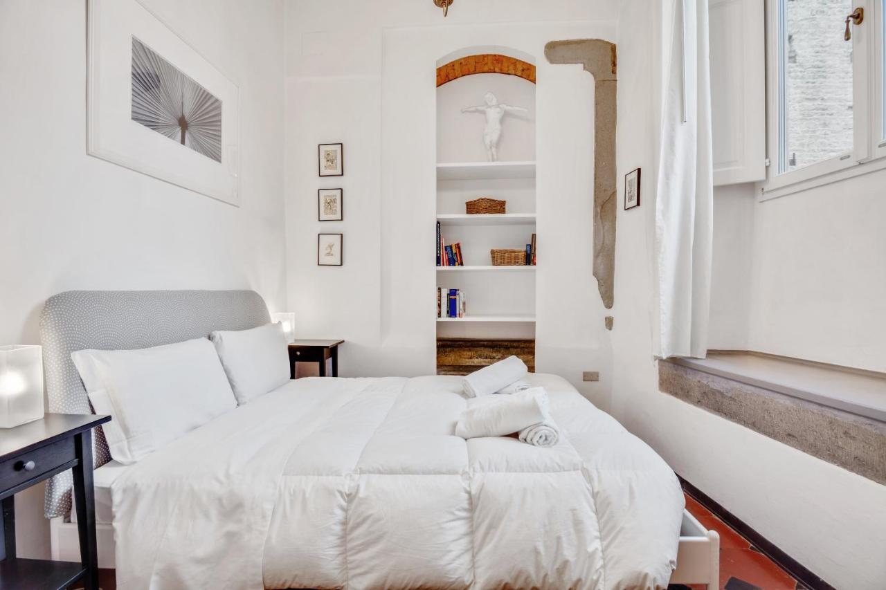 Porta Rossa Apartments Near Ponte Vecchio 피렌체 외부 사진